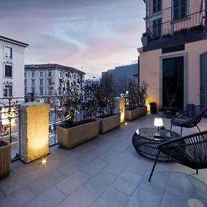 https://la-terrazza-62.italymilanhotels.net